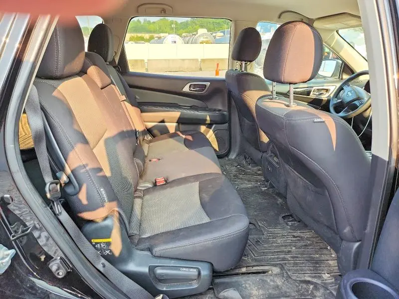 2019 NISSAN PATHFINDER S  