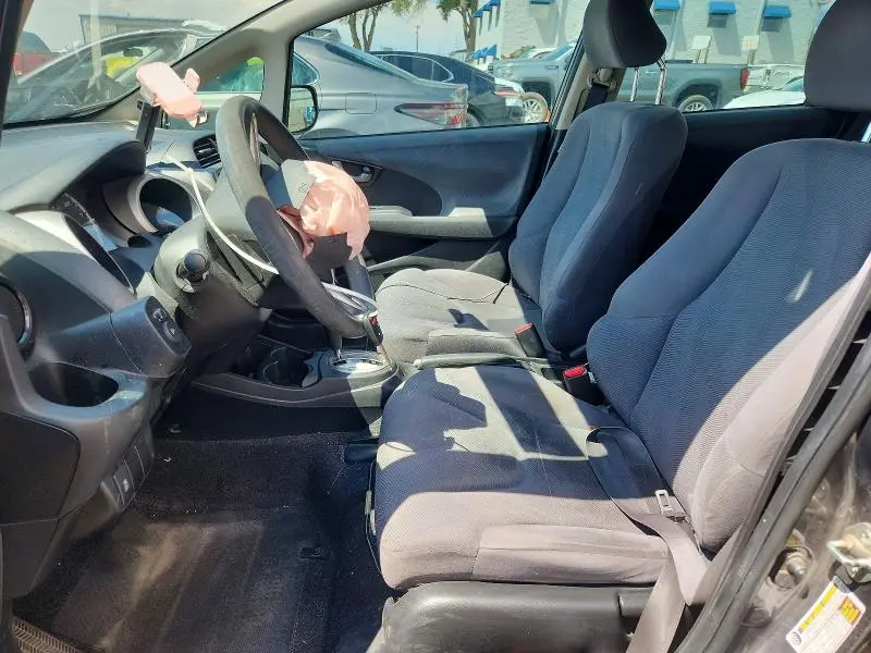 2013 HONDA FIT   
