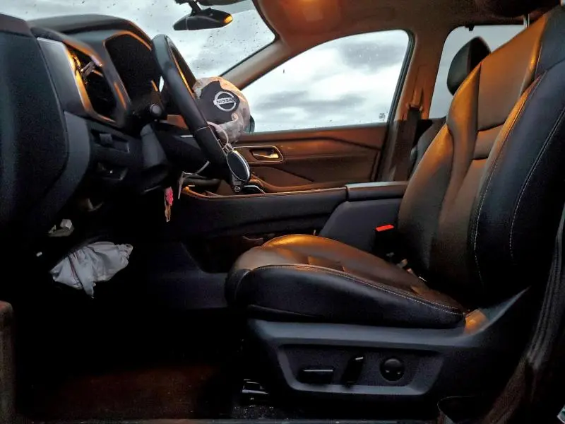 2021 NISSAN ROGUE SL  