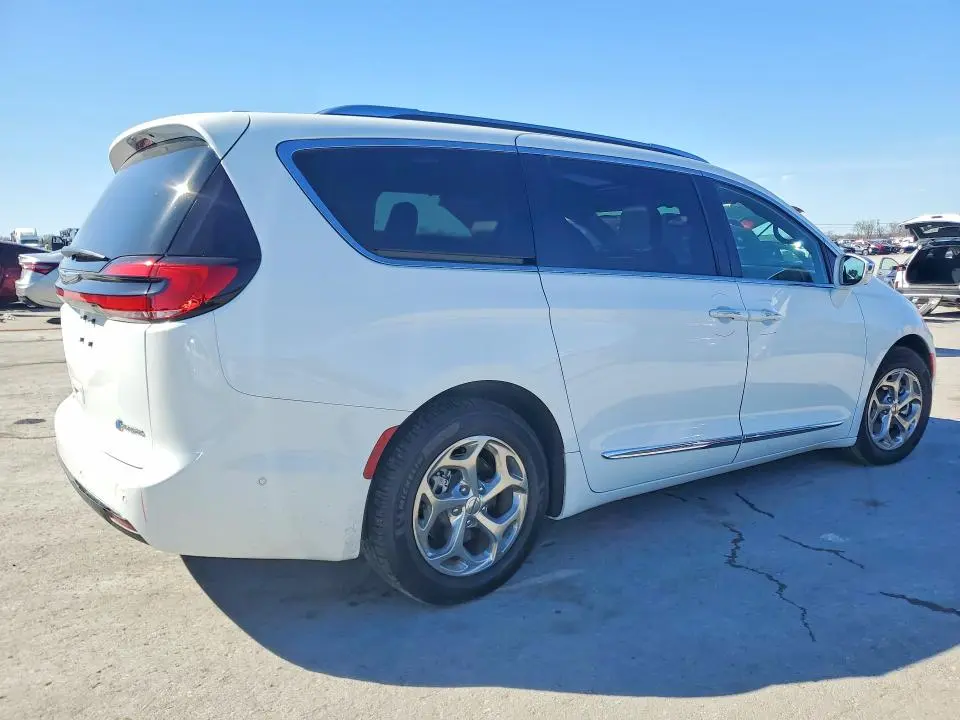 2021 CHRYSLER PACIFICA HYBRID LIMITED  