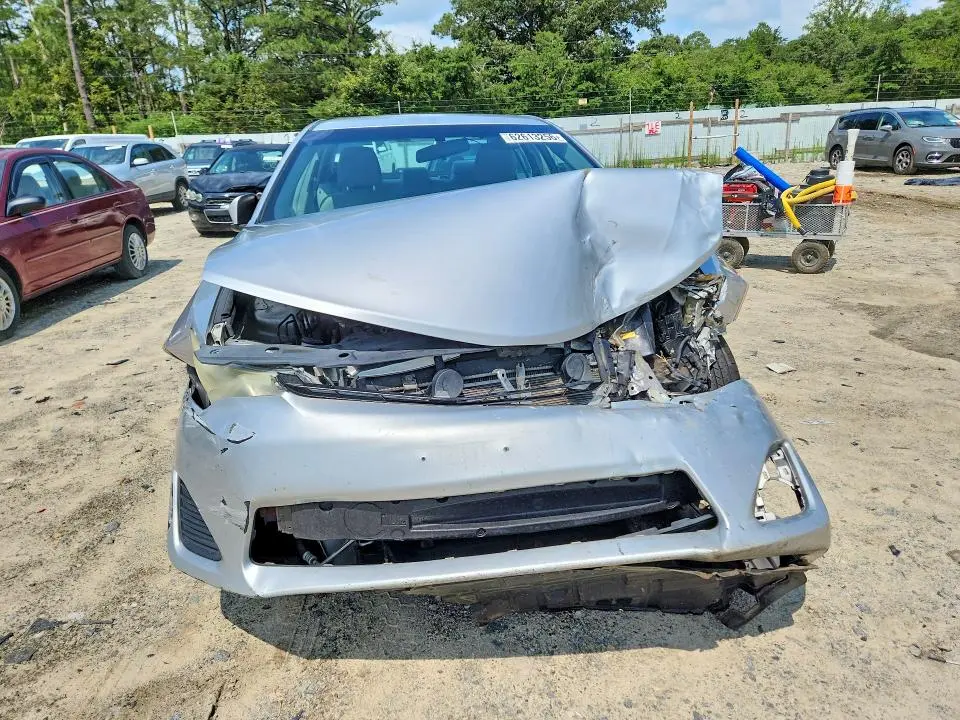 2014 TOYOTA CAMRY LE  