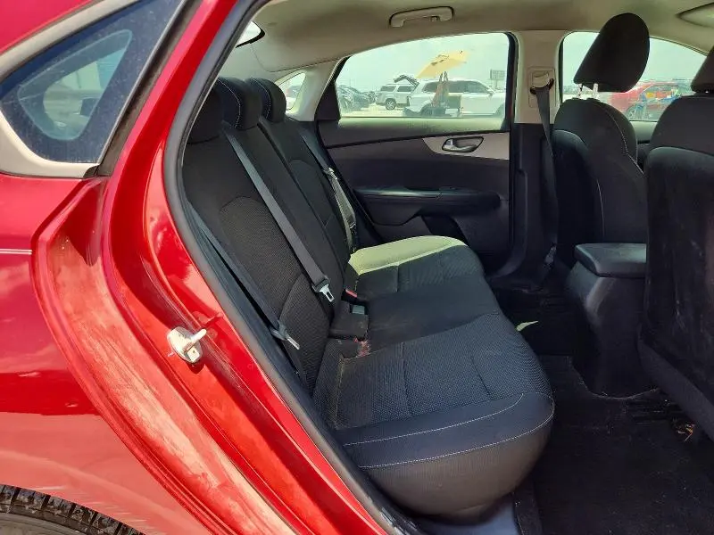 2019 KIA FORTE LXS  