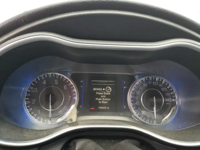 2016 CHRYSLER 200 LIMITED  