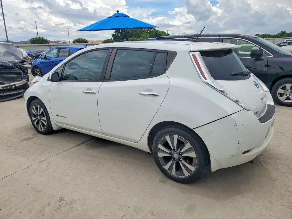 2015 NISSAN LEAF SL  