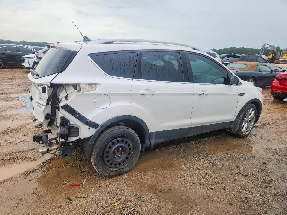 2018 FORD ESCAPE TITANIUM  