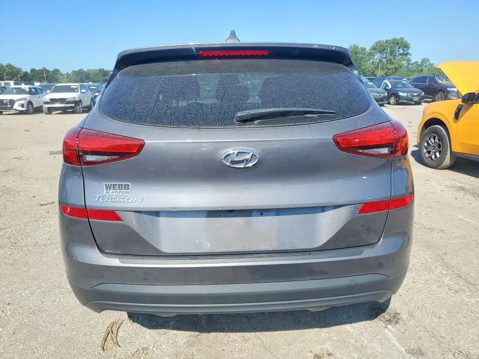 2021 HYUNDAI TUCSON SE  