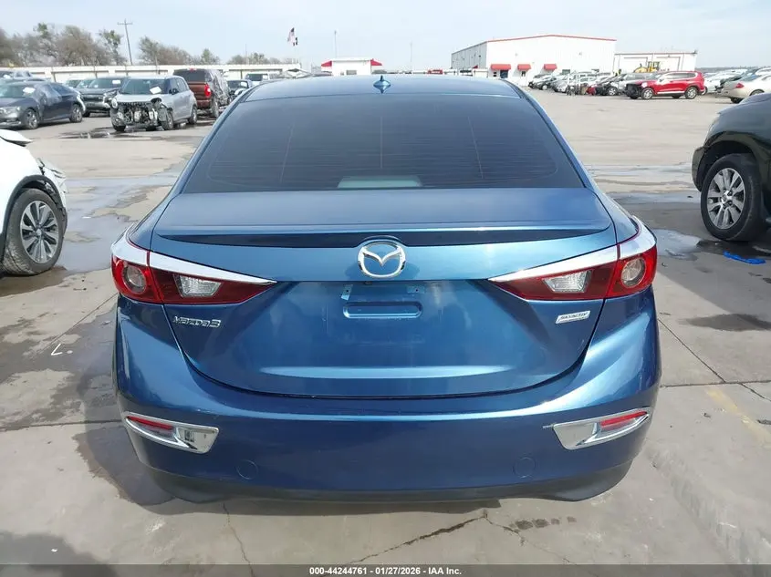2017 MAZDA MAZDA3 TOURING