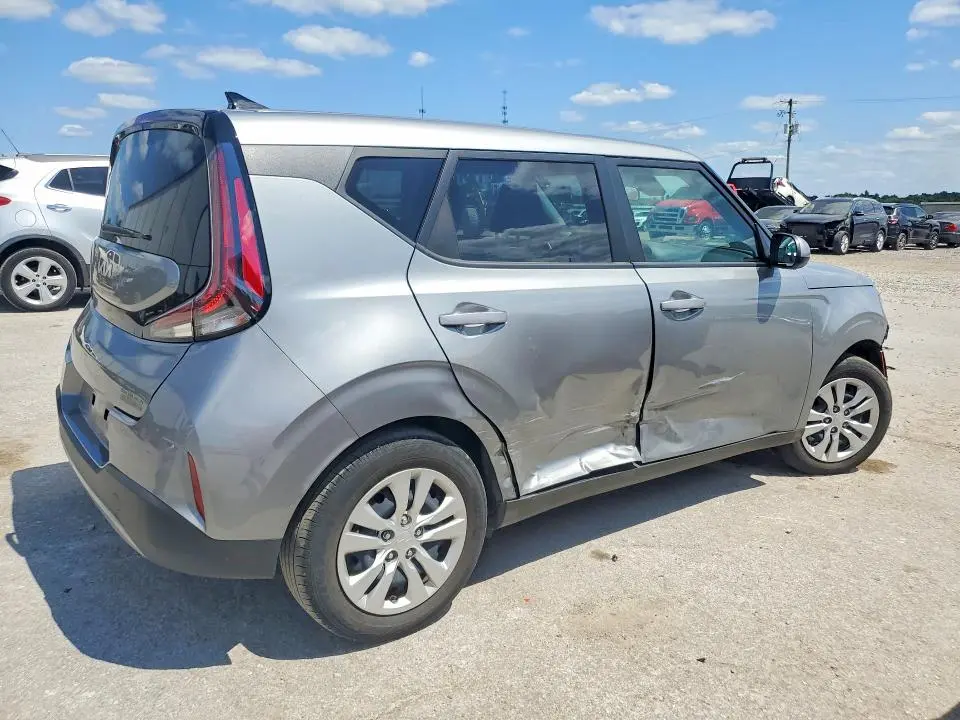 2024 KIA SOUL LX  