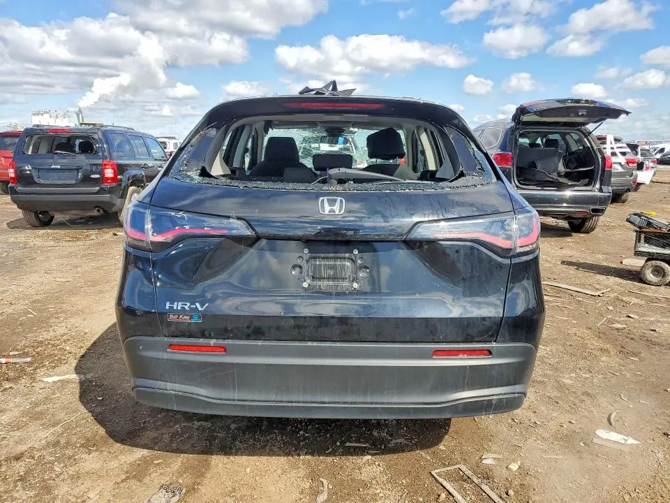 2023 HONDA HR-V LX  