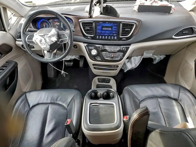 2017 CHRYSLER PACIFICA TOURING L PLUS  