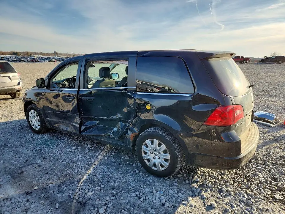 2013 VOLKSWAGEN ROUTAN S  