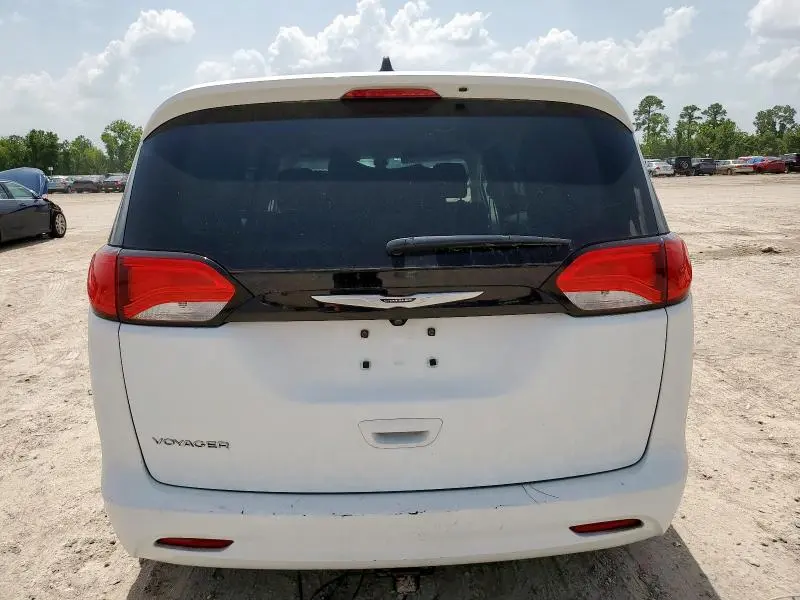 2022 CHRYSLER VOYAGER LX  