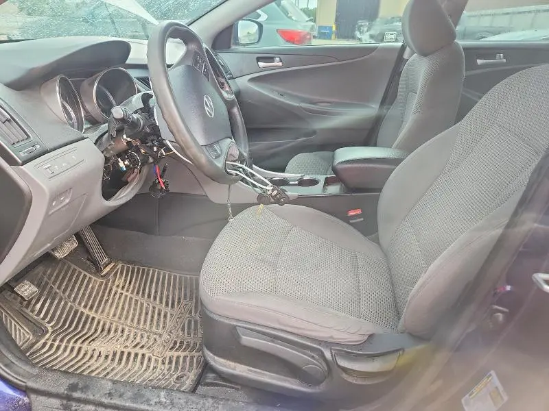 2012 HYUNDAI SONATA GLS  