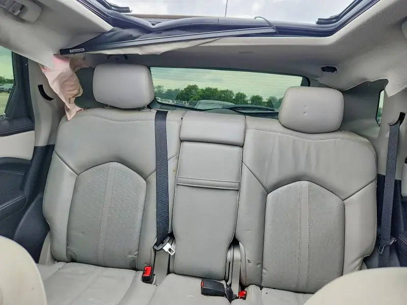 2015 CADILLAC SRX PERFORMANCE COLLECTION  