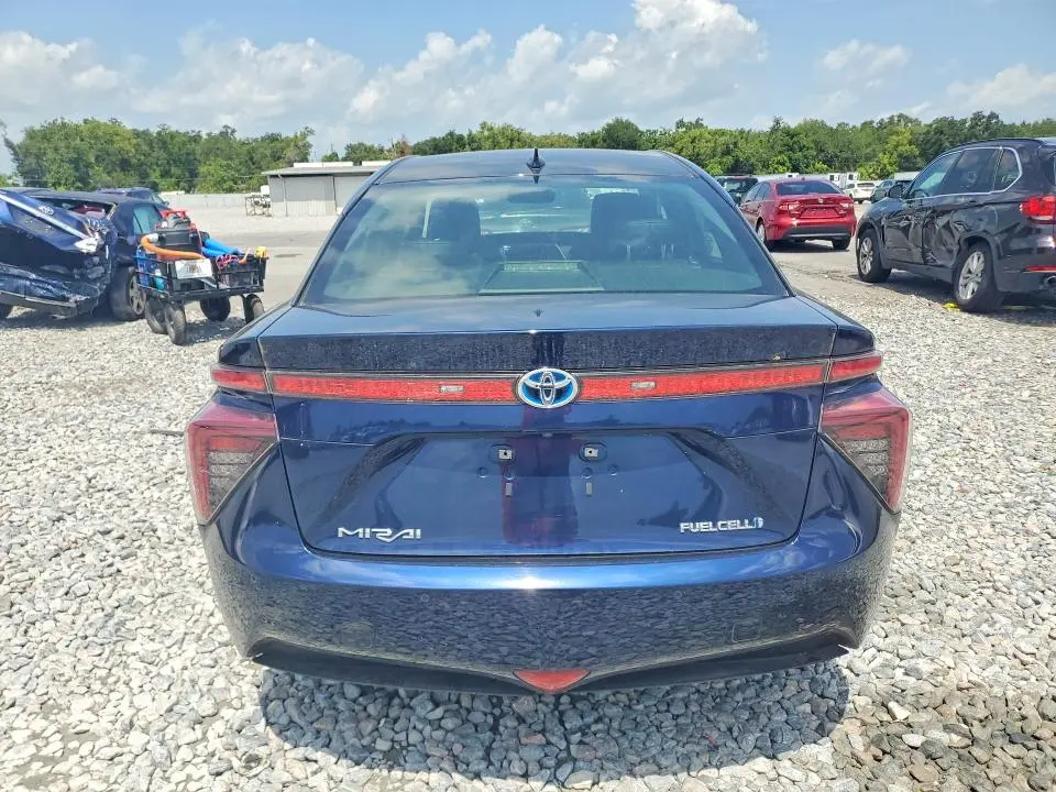 2018 TOYOTA MIRAI BASE  