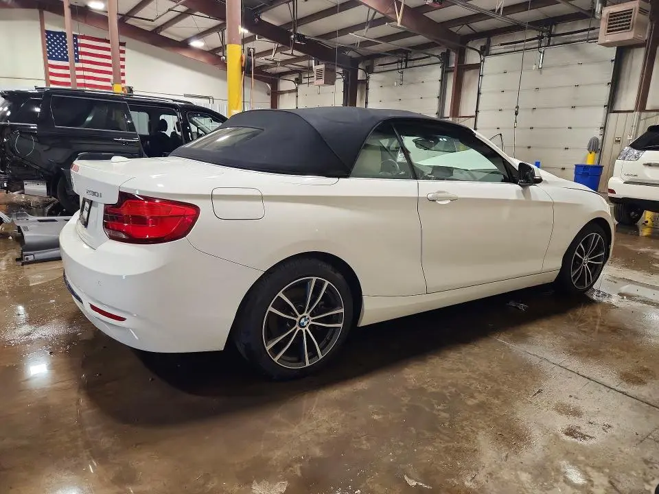 2019 BMW 230XI   