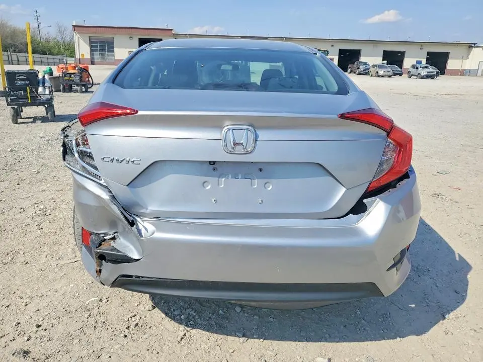 2018 HONDA CIVIC LX  