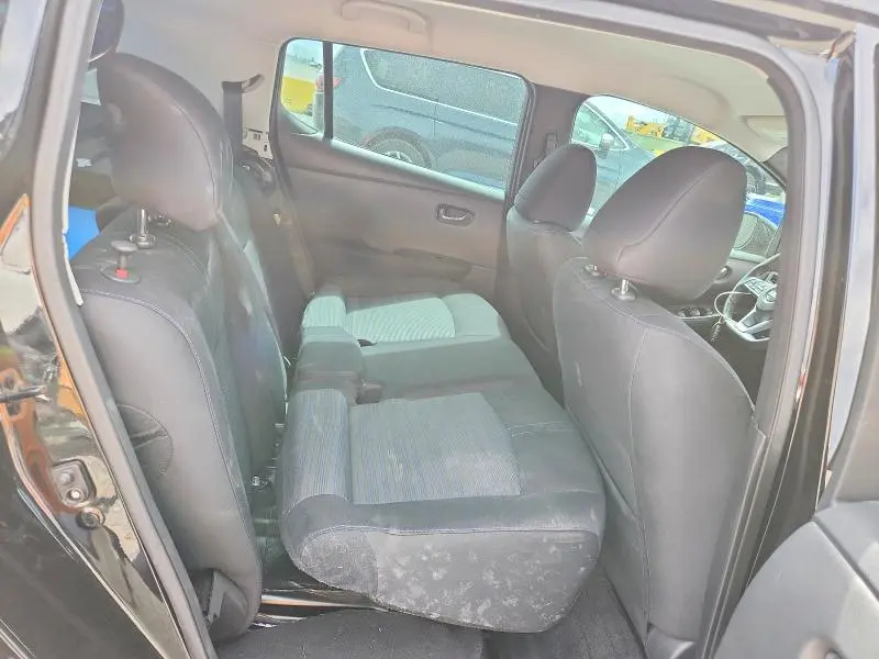 2018 NISSAN LEAF SV  