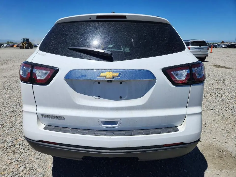 2017 CHEVROLET TRAVERSE LS  