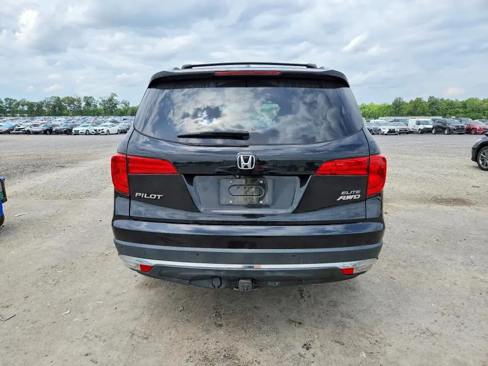 2016 HONDA PILOT ELITE  