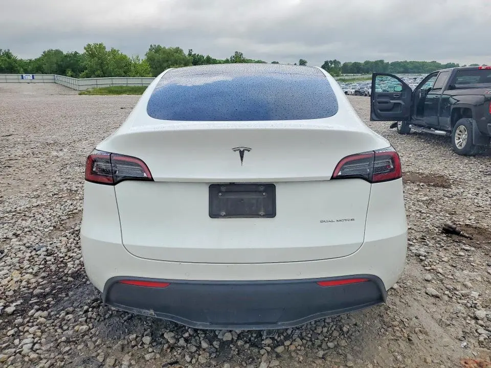 2021 TESLA MODEL Y   