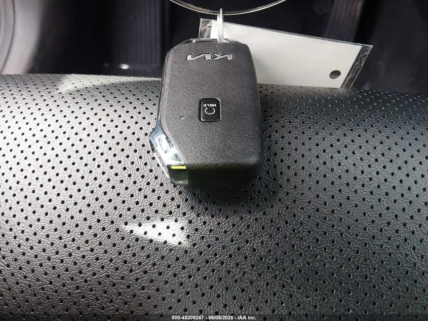 2023 KIA K5 EX