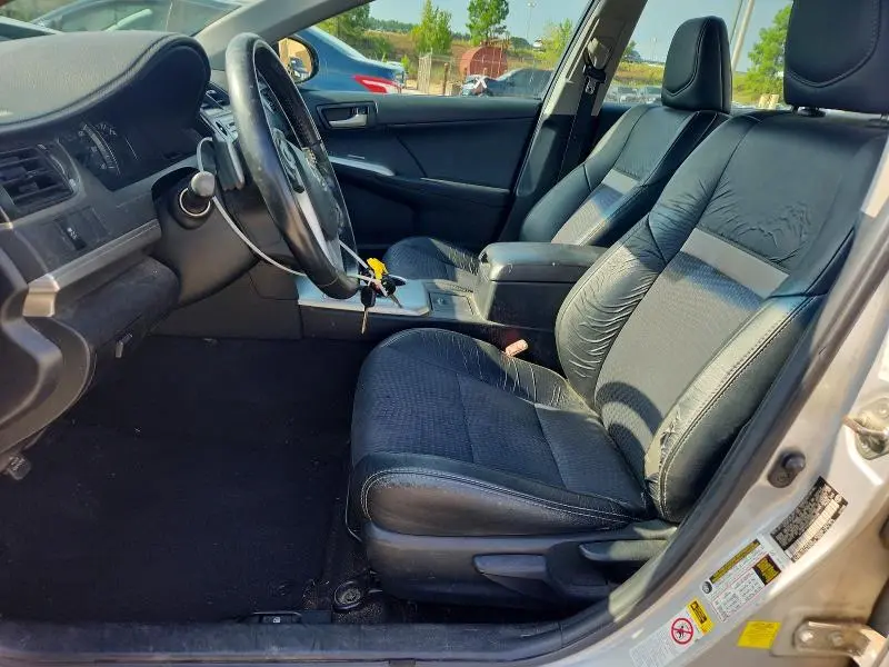 2013 TOYOTA CAMRY SE  