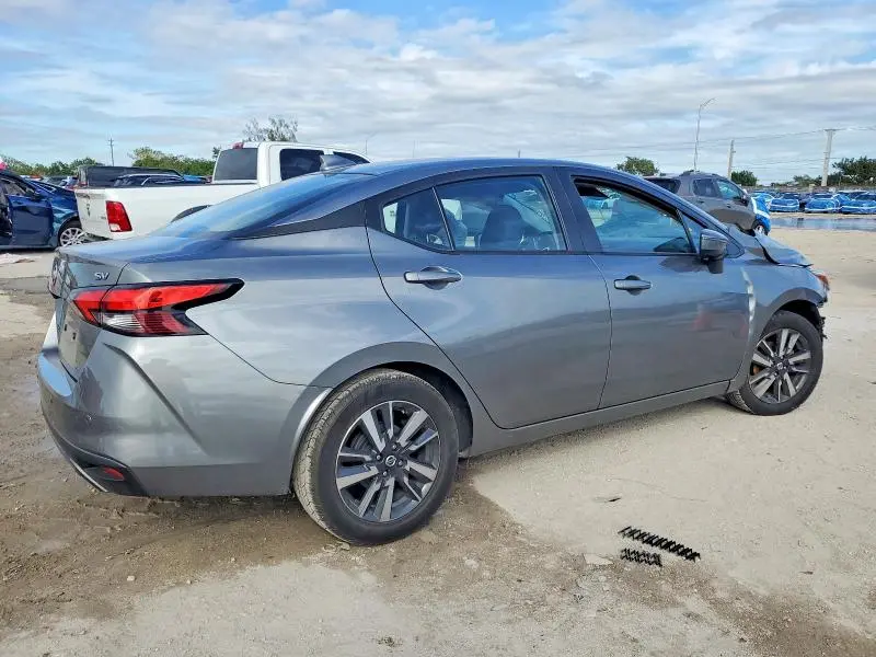2021 NISSAN VERSA SV  