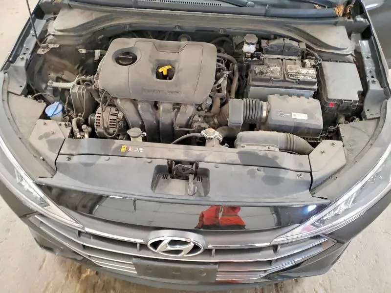 2019 HYUNDAI ELANTRA SE  