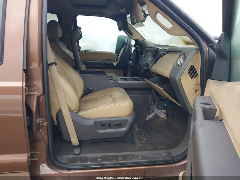 2011 FORD F-250 LARIAT