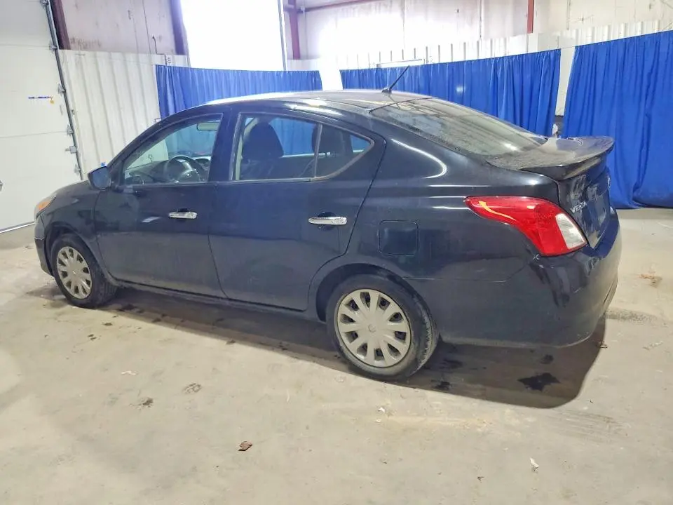 2018 NISSAN VERSA SV  
