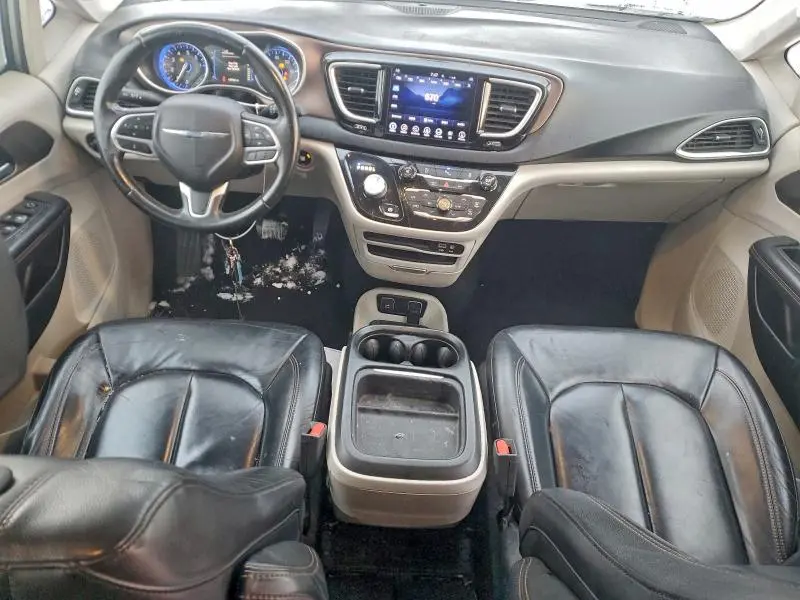 2017 CHRYSLER PACIFICA TOURING L  