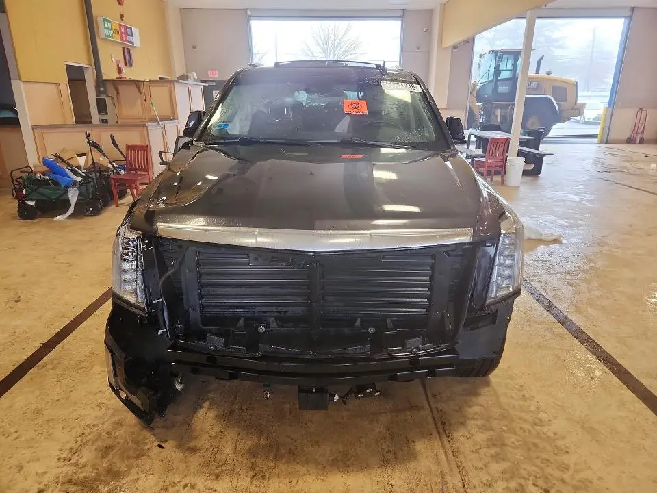 2017 CADILLAC ESCALADE ESV PREMIUM LUXURY  