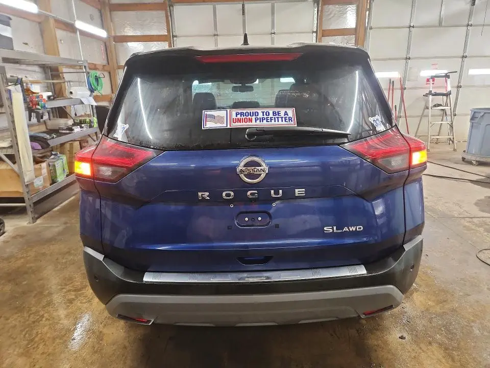 2021 NISSAN ROGUE SL  