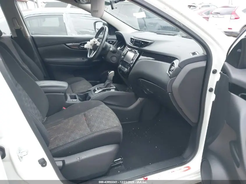 2017 NISSAN ROGUE SPORT SV