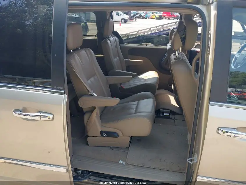 2013 CHRYSLER TOWN & COUNTRY TOURING-L