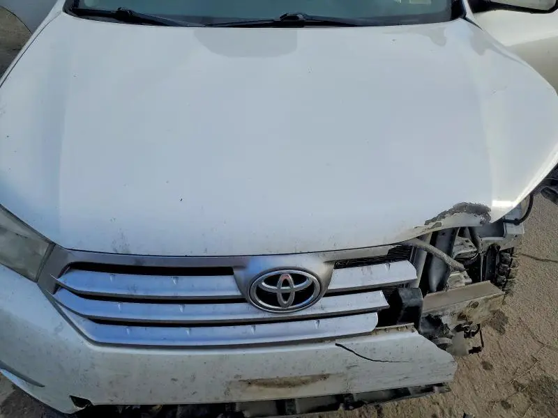 2013 TOYOTA HIGHLANDER BASE  