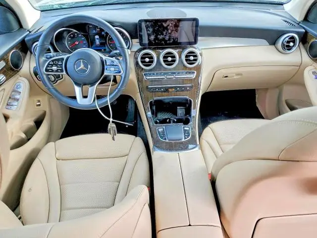 2021 MERCEDES-BENZ GLC 300  