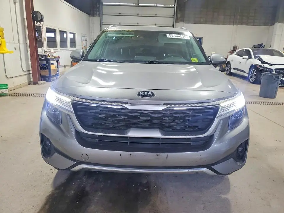 2021 KIA SELTOS   