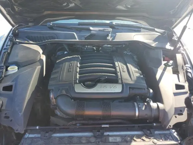2014 PORSCHE CAYENNE   
