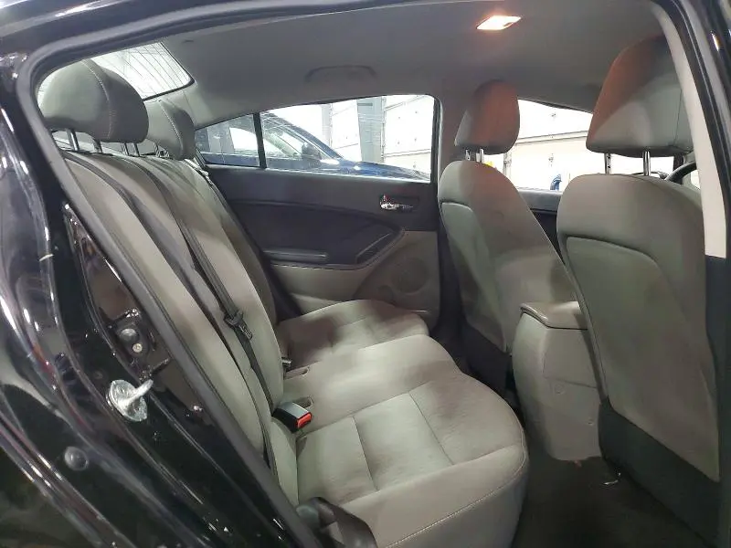 2015 KIA FORTE LX  