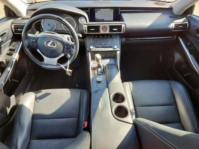 2016 LEXUS IS 300  