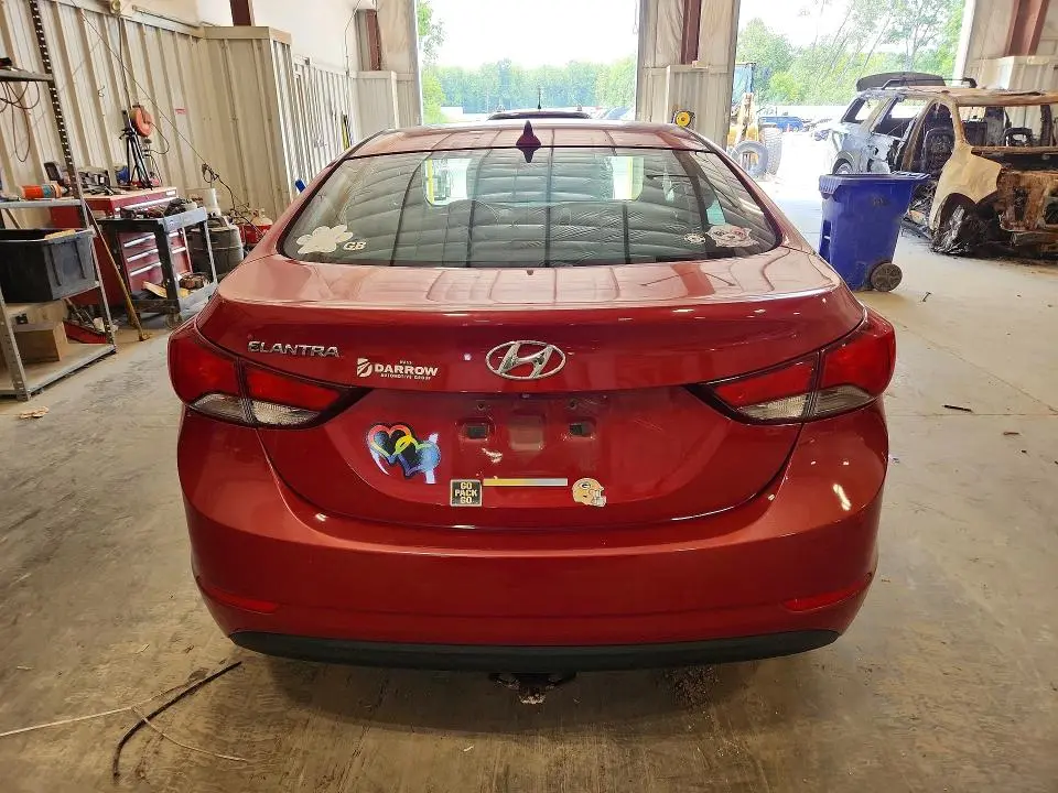 2014 HYUNDAI ELANTRA SE  