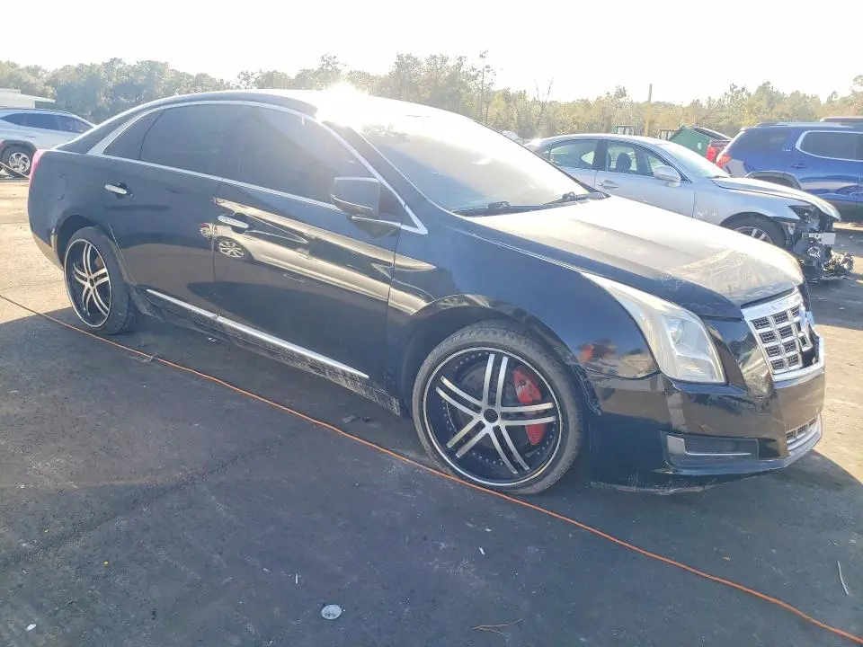 2013 CADILLAC XTS LUXURY COLLECTION  