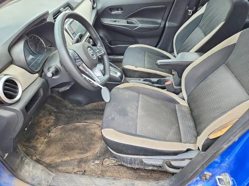 2020 NISSAN VERSA SV  