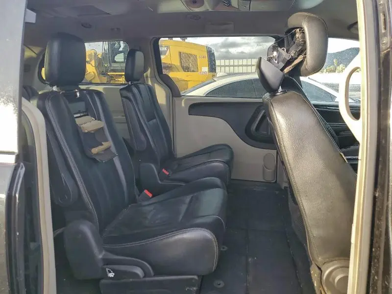 2014 CHRYSLER TOWN & COUNTRY TOURING  