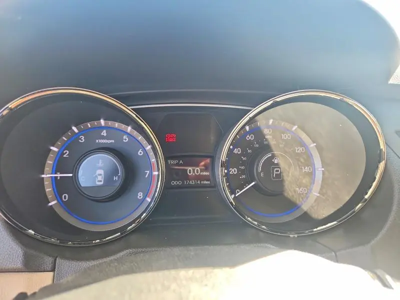 2013 HYUNDAI SONATA GLS  