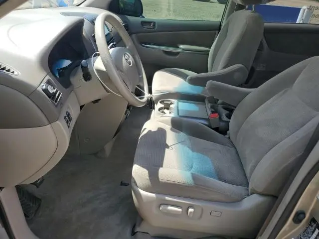 2010 TOYOTA SIENNA CE  