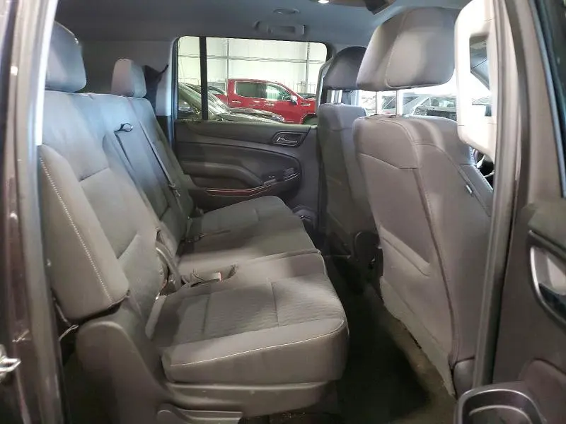 2017 CHEVROLET SUBURBAN K1500 LS  