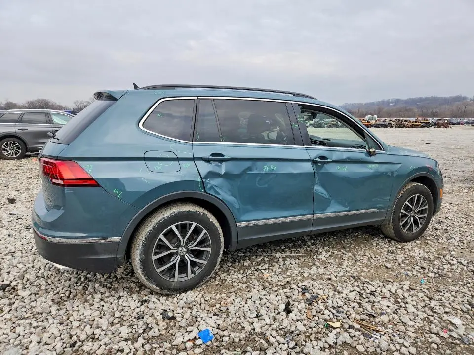 2020 VOLKSWAGEN TIGUAN SE  